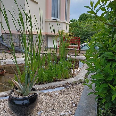 Chambre D'Hote Dans Maison Atypique Possibilite 1 Lit Supplementaire Pour 15 Euros Sancoins Exteriör bild