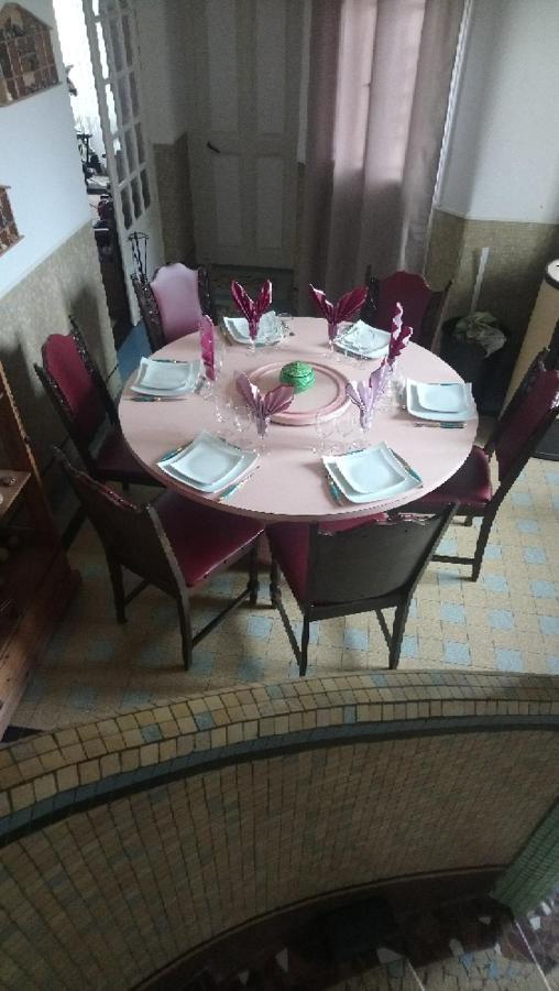 Chambre D'Hote Dans Maison Atypique Possibilite 1 Lit Supplementaire Pour 15 Euros Sancoins Exteriör bild